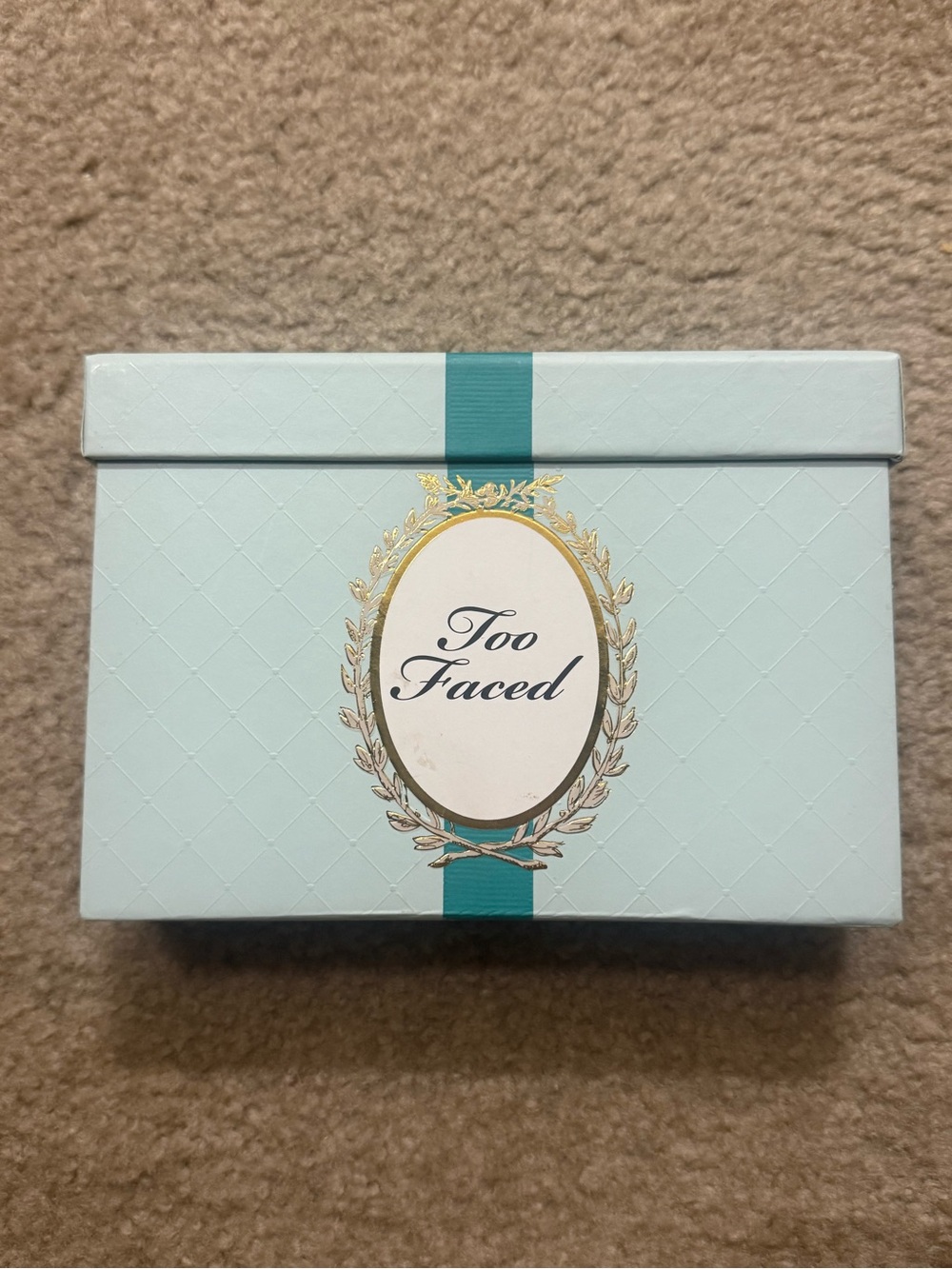 Too Faced “La Petite Maison” Christmas in Paris 2015 Holiday Palette (Brand New)